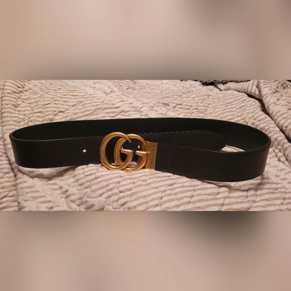 Gucci Black Belt with Gold Buckle - Picture 1 of 11